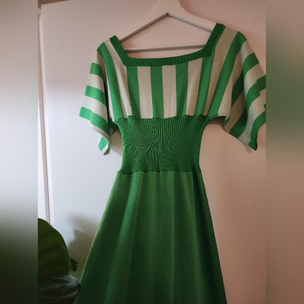 Vintage 70s Green Maxi Dress size 8 - Picture 5 of 5